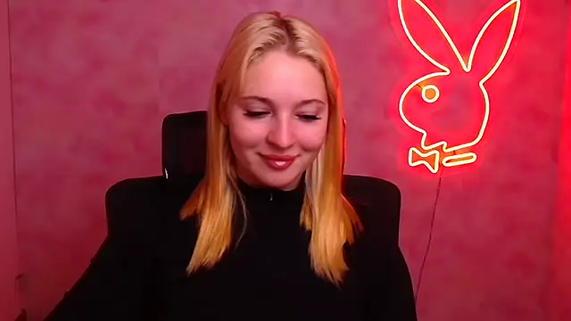 Milka kiss  online show from October 4, 2025, 11:41 am