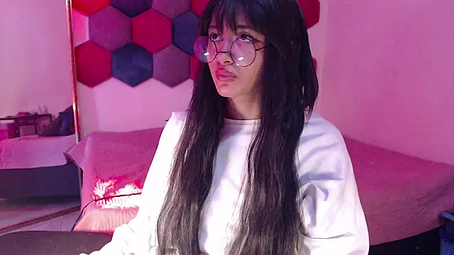 liz-beths online show from February 28, 2025, 2:09 pm