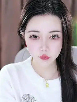 Qiaoqiao  online show from January 27, 2025, 9:33 pm