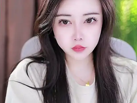 Qiaoqiao  online show from February 4, 2025, 4:39 pm