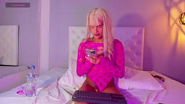 Snapshot of esteban_cor chatting on March 13, 2025, 6:58 am esteban cor online show from March 13, 2025, 6:58 am