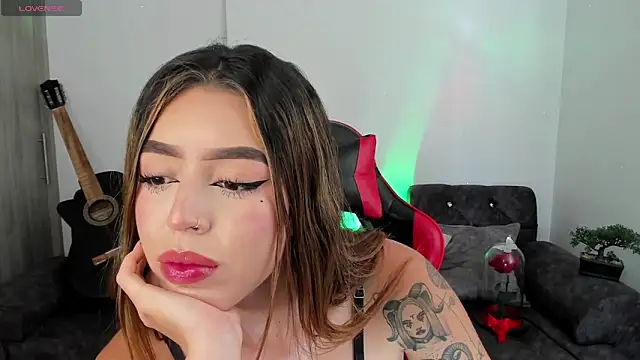 Snapshot of zoee_jackson chatting on September 25, 2025, 9:51 pm zoee jackson online show from September 25, 2025, 9:51 pm