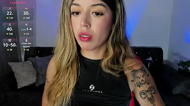 Snapshot of zoee_jackson chatting on November 5, 2025, 3:17 am zoee jackson online show from November 5, 2025, 3:17 am