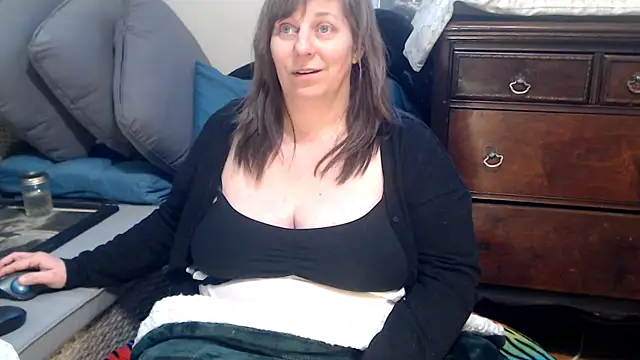 Snapshot of ladyscarlotta chatting on January 14, 2025, 7:53 pm ladyscarlotta online show from January 14, 2025, 7:53 pm