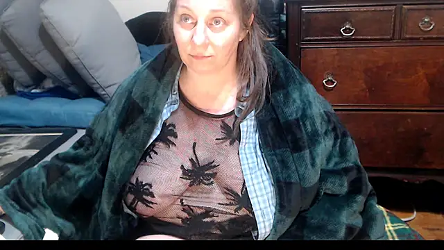 Snapshot of ladyscarlotta chatting on January 24, 2025, 2:39 am ladyscarlotta online show from January 24, 2025, 2:39 am