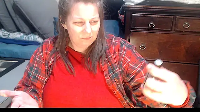 Snapshot of ladyscarlotta chatting on January 25, 2025, 12:06 am ladyscarlotta online show from January 25, 2025, 12:06 am