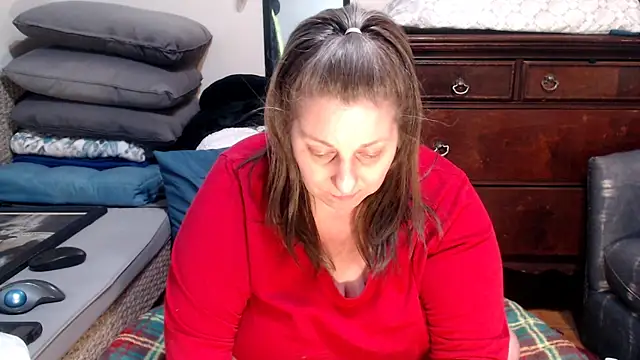 Snapshot of ladyscarlotta chatting on February 1, 2025, 5:49 am ladyscarlotta online show from February 1, 2025, 5:49 am