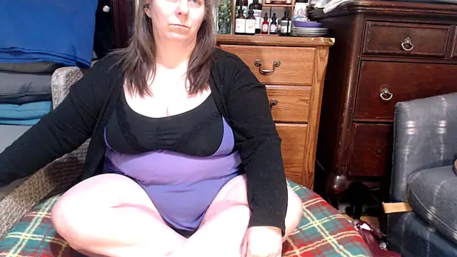 Snapshot of ladyscarlotta chatting on February 23, 2025, 3:02 am ladyscarlotta online show from February 23, 2025, 3:02 am