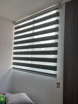 AmmyCollinsW online show from December 20, 2024, 7:17 pm