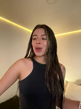 AmmyCollinsW online show from October 1, 2025, 8:48 pm