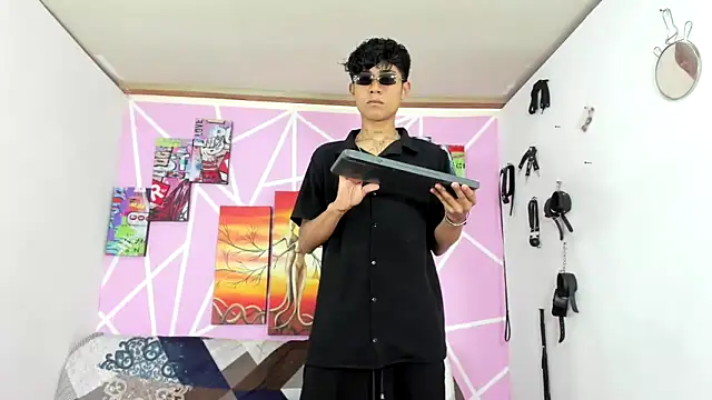 Snapshot of Fresahot2005 chatting on January 23, 2025, 7:29 pm Fresahot2005 online show from January 23, 2025, 7:29 pm