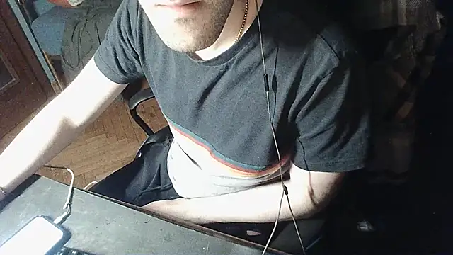 Stefisexy91 online show from November 18, 2025, 8:46 pm