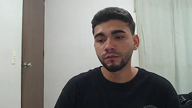 Snapshot of Dante_Damare chatting on October 14, 2025, 10:43 pm Dante Damare online show from October 14, 2025, 10:43 pm