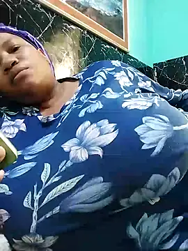 Bustyslave48 online show from September 17, 2025, 10:28 am