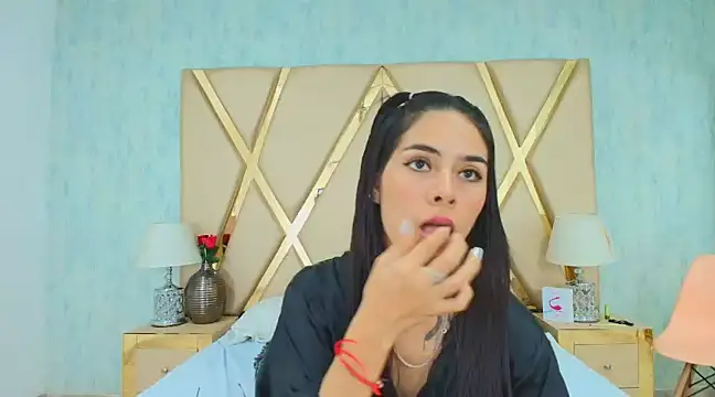 Snapshot of NicoleEsposito chatting on March 12, 2025, 9:55 am NicoleEsposito online show from March 12, 2025, 9:55 am