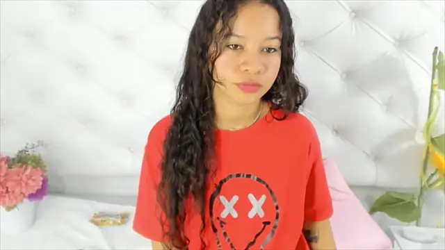 Snapshot of brithany_rousee chatting on December 12, 2024, 10:20 pm brithany rousee online show from December 12, 2024, 10:20 pm