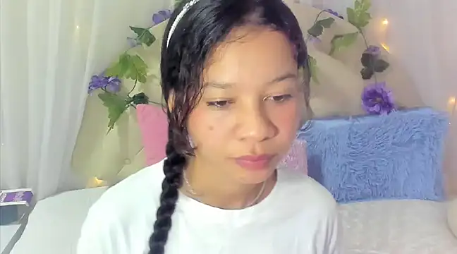 Snapshot of brithany_rousee chatting on December 21, 2024, 3:20 pm brithany rousee online show from December 21, 2024, 3:20 pm