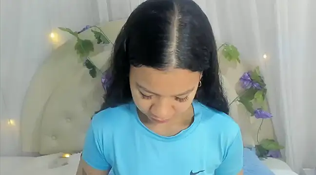 Snapshot of brithany_rousee chatting on January 7, 2025, 12:09 pm brithany rousee online show from January 7, 2025, 12:09 pm