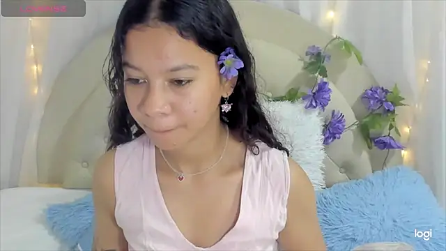 Snapshot of brithany_rousee chatting on January 14, 2025, 10:23 pm brithany rousee online show from January 14, 2025, 10:23 pm