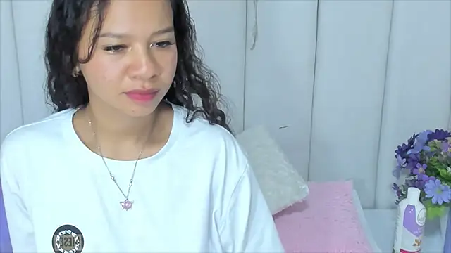 Snapshot of brithany_rousee chatting on February 27, 2025, 10:20 pm brithany rousee online show from February 27, 2025, 10:20 pm
