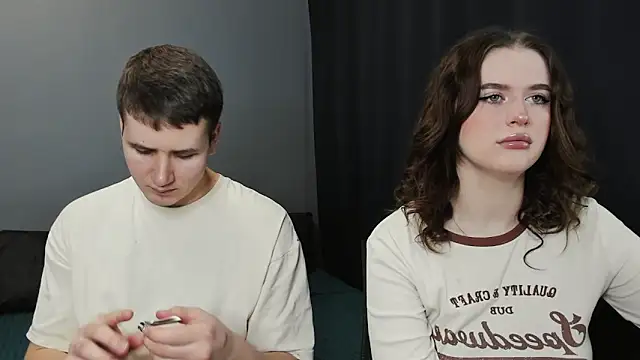 Snapshot of Pinku_kitsune chatting on February 23, 2025, 2:40 am Pinku kitsune online show from February 23, 2025, 2:40 am