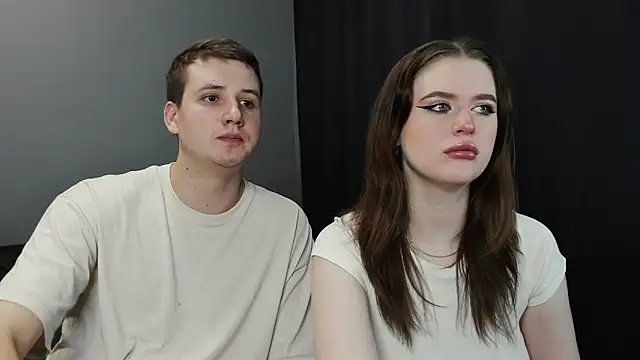 Snapshot of Pinku_kitsune chatting on March 7, 2025, 10:35 am Pinku kitsune online show from March 7, 2025, 10:35 am