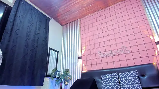 Snapshot of antony_bigdick_ chatting on January 18, 2025, 1:19 am antony bigdick online show from January 18, 2025, 1:19 am