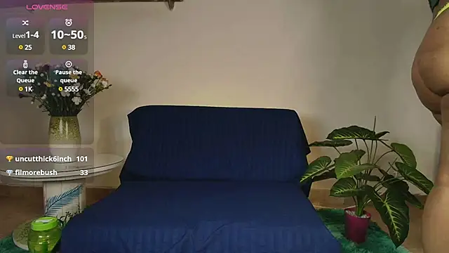 Elliee  online show from January 31, 2025, 8:12 pm