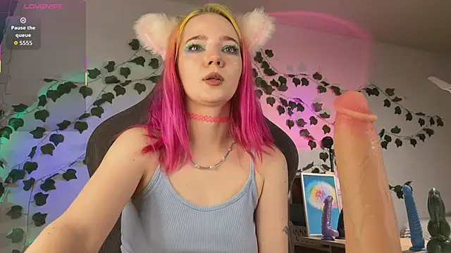 mariel a gold online show from November 4, 2025, 5:17 am