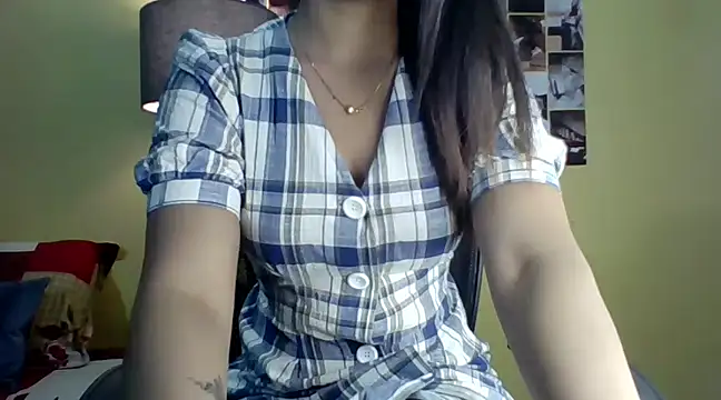 Snapshot of Nicole-wallace chatting on January 23, 2025, 4:19 am Nicole-wallace online show from January 23, 2025, 4:19 am