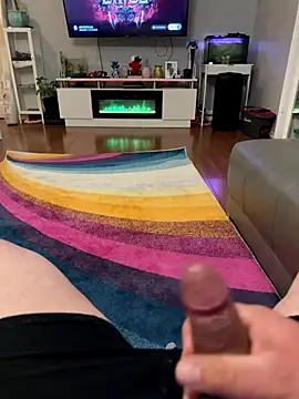 Snapshot of Lucrecio19 chatting on December 18, 2025, 9:37 am Lucrecio19 online show from December 18, 2025, 9:37 am