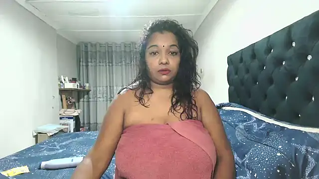 Snapshot of Indianmayaxoxo chatting on October 11, 2025, 4:05 pm Indianmayaxoxo online show from October 11, 2025, 4:05 pm