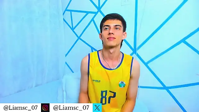 liam scott77 online show from November 8, 2025, 9:13 pm