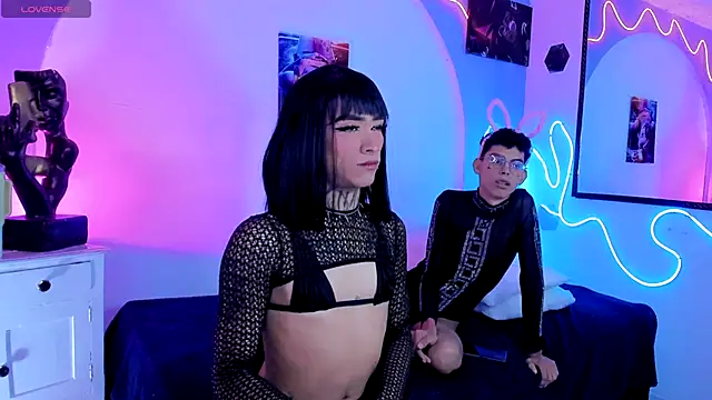 Snapshot of Micaela_Rangel chatting on September 15, 2025, 1:22 pm Micaela Rangel online show from September 15, 2025, 1:22 pm