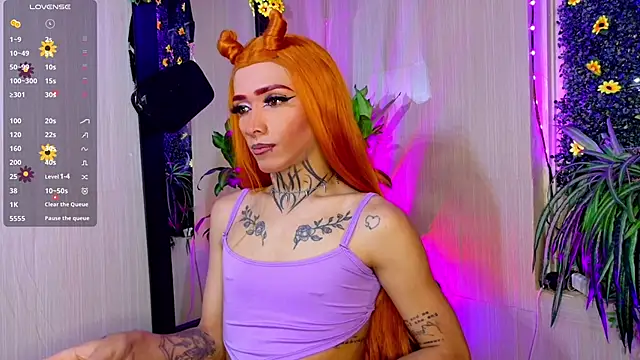 Snapshot of Micaela_Rangel chatting on October 6, 2025, 1:25 am Micaela Rangel online show from October 6, 2025, 1:25 am