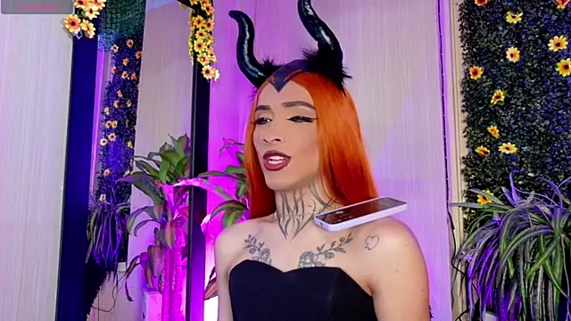 Snapshot of Micaela_Rangel chatting on October 26, 2025, 1:44 am Micaela Rangel online show from October 26, 2025, 1:44 am