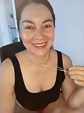 Snapshot of renata_hot1 chatting on February 4, 2025, 7:55 pm renata hot1 online show from February 4, 2025, 7:55 pm