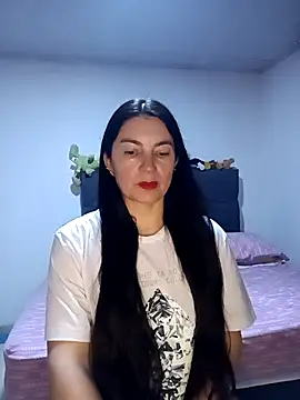 Snapshot of renata_hot1 chatting on October 3, 2025, 3:03 am renata hot1 online show from October 3, 2025, 3:03 am