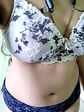 Snapshot of Rani_Desai69 chatting on December 22, 2024, 7:22 am Rani Desai69 online show from December 22, 2024, 7:22 am