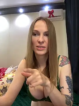 Snapshot of RachelBelI chatting on September 24, 2025, 11:30 pm RachelBelI online show from September 24, 2025, 11:30 pm