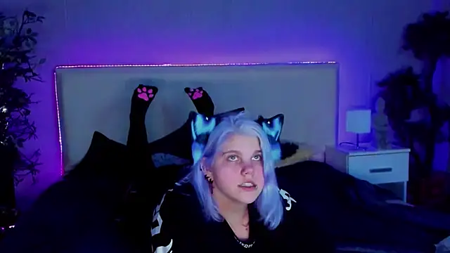 JoannLowe online show from January 27, 2025, 11:54 pm