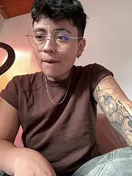 Snapshot of Ashley_Chriss chatting on January 19, 2025, 9:34 pm Ashley Chriss online show from January 19, 2025, 9:34 pm