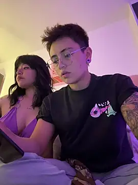 Snapshot of Ashley_Chriss chatting on September 21, 2025, 11:39 pm Ashley Chriss online show from September 21, 2025, 11:39 pm