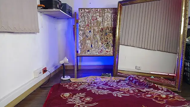 Siriss boyrag online show from March 8, 2025, 2:12 am