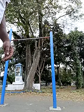 Siriss boyrag online show from September 9, 2025, 5:23 pm