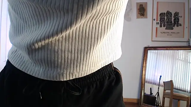 Siriss boyrag online show from September 14, 2025, 1:10 pm