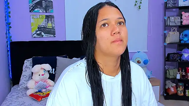 sara mendez2 online show from January 22, 2025, 11:21 pm