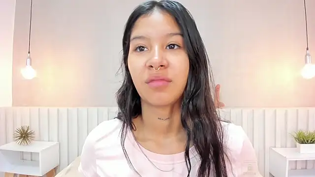 Snapshot of Aida_moreno chatting on January 28, 2025, 10:45 am Aida moreno online show from January 28, 2025, 10:45 am