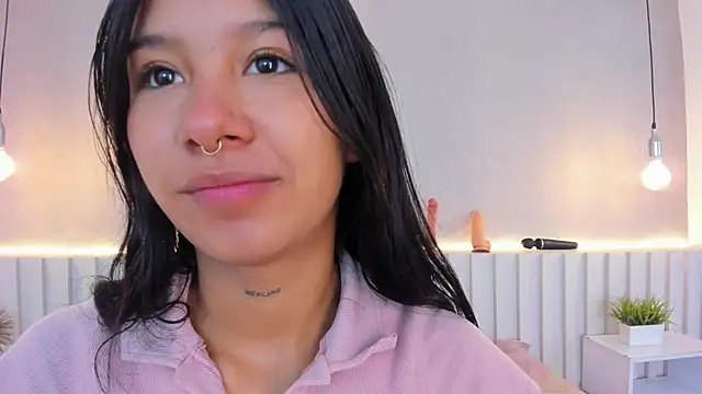 Snapshot of Aida_moreno chatting on February 17, 2025, 11:34 am Aida moreno online show from February 17, 2025, 11:34 am