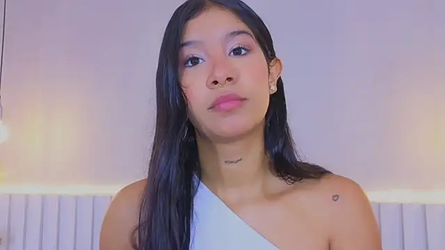Snapshot of Aida_moreno chatting on September 15, 2025, 11:32 am Aida moreno online show from September 15, 2025, 11:32 am